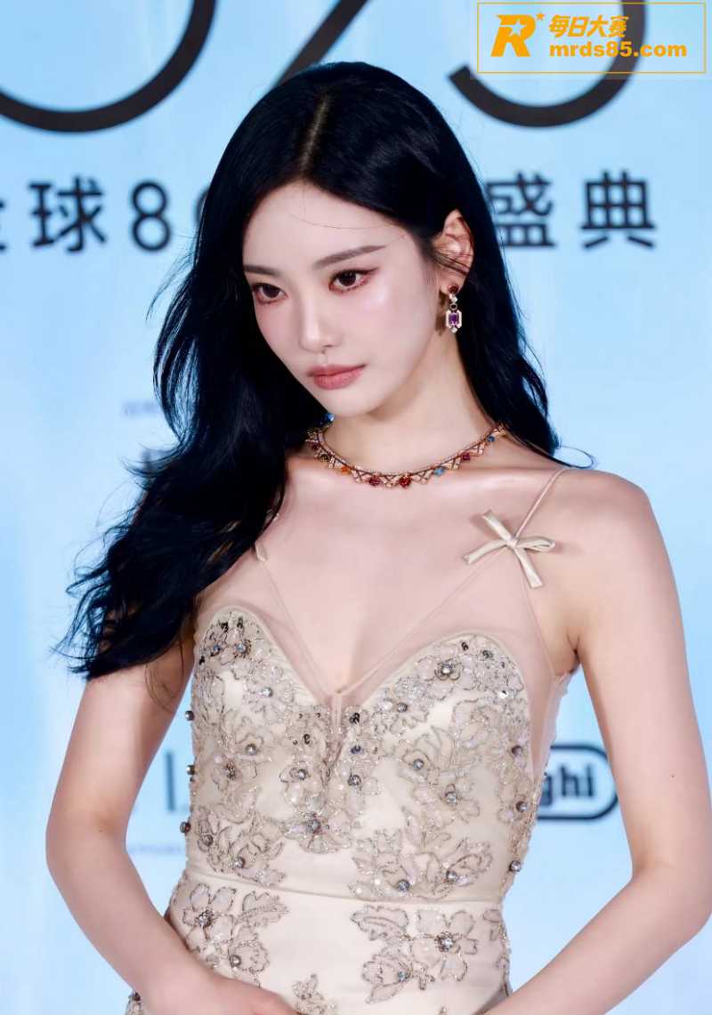 韩国巨星 Lisa 相关图片3