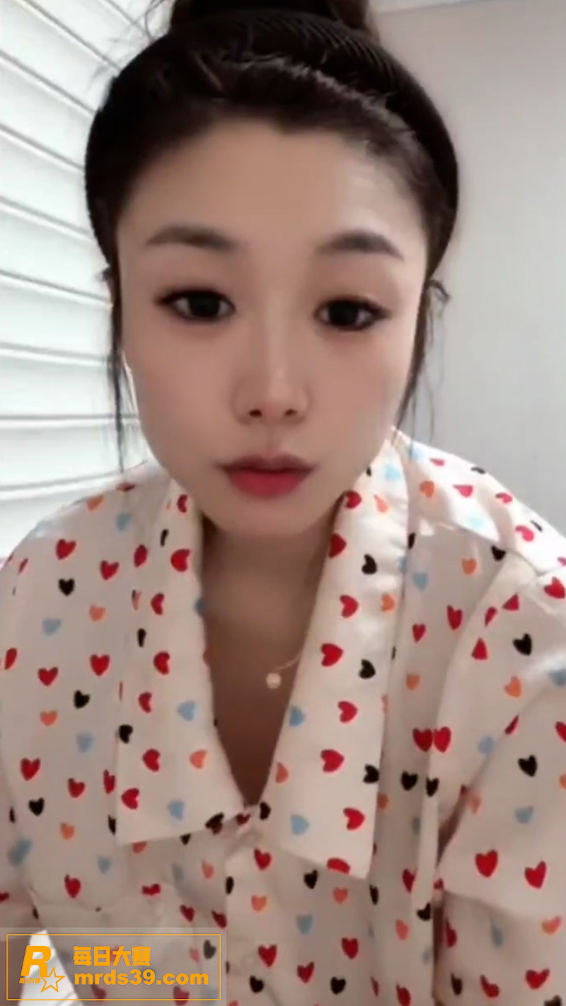 抖音极品颜值御姐 直相关图片4