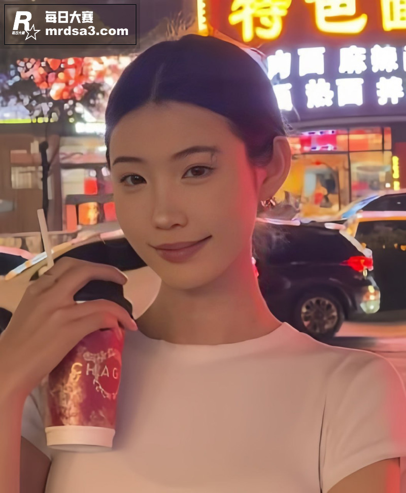 四川成都高颜值学妹 相关图片3