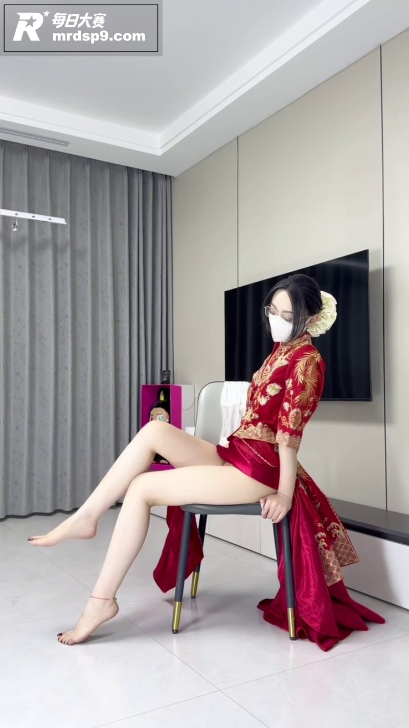 微博足控女神 媚娘白相关图片1