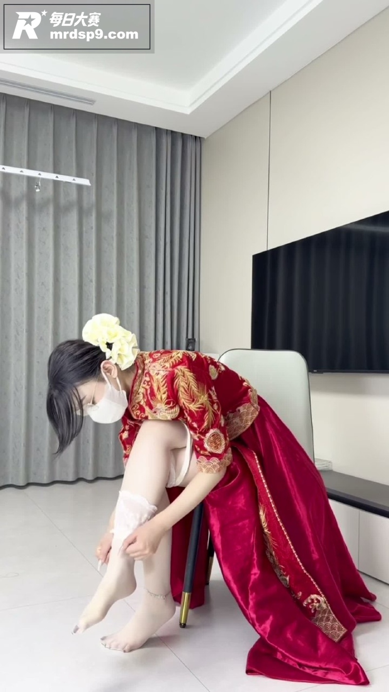 微博足控女神 媚娘白相关图片6