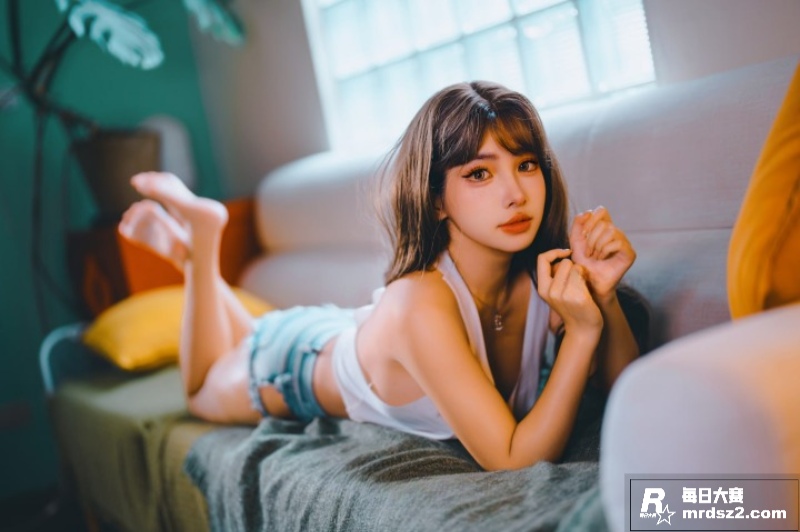 高颜值福利姬 慕慕M相关图片44