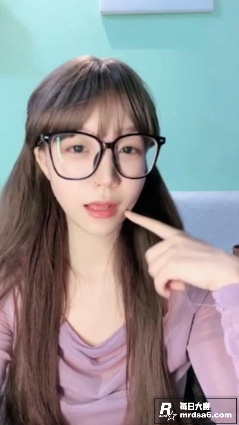玩物社交眼镜御姐 鹿相关图片5