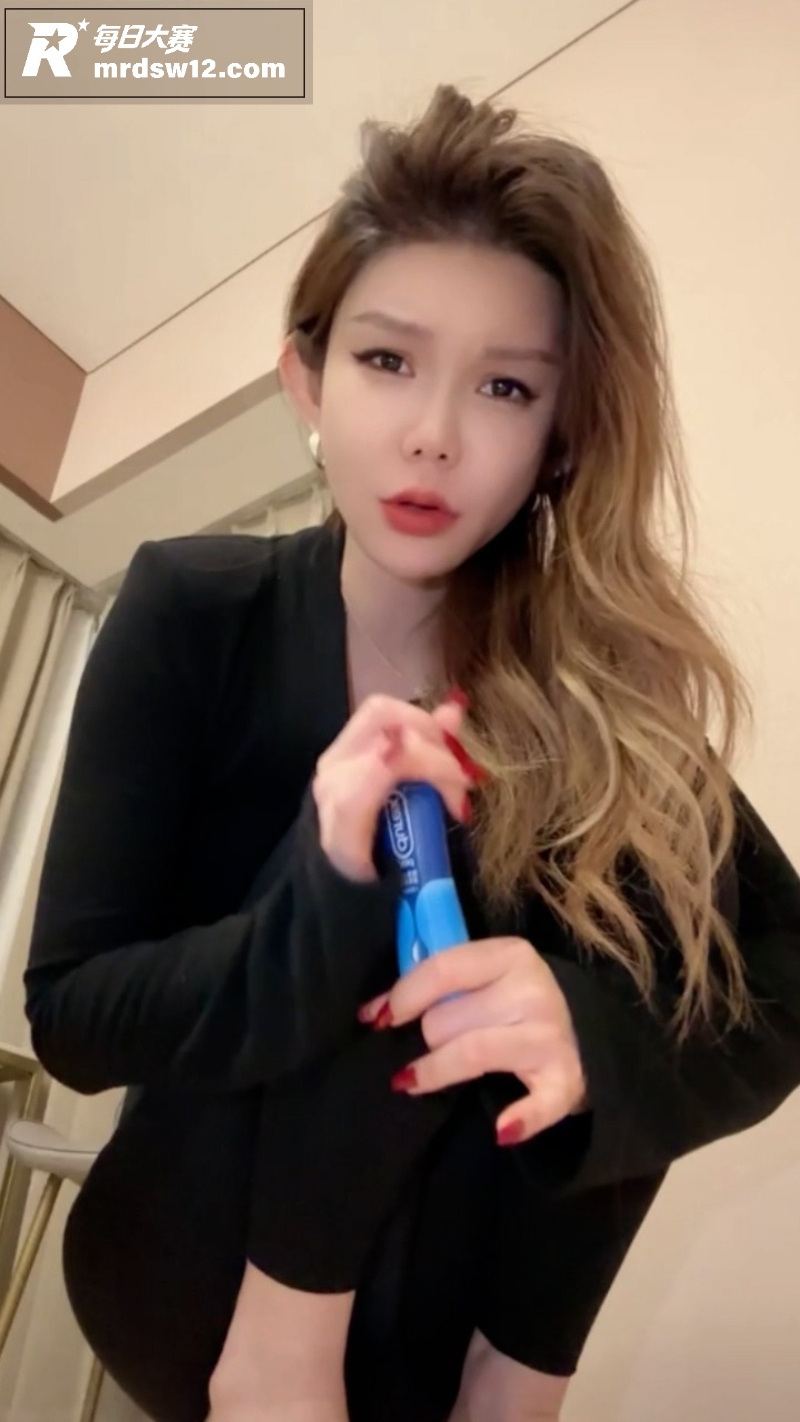 玩物社交直播 欣妍 相关图片5