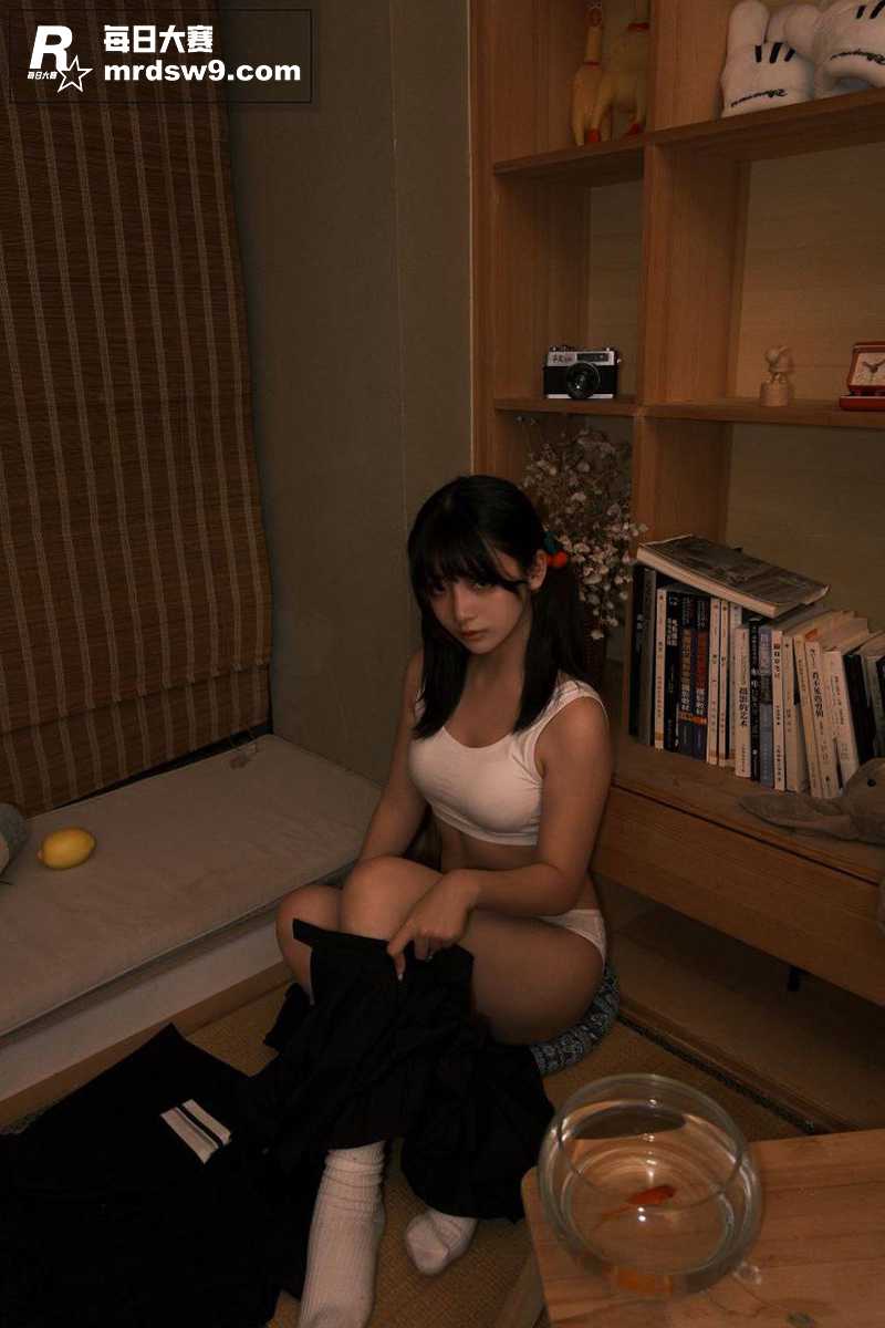 推特高颜值美乳翘臀福相关图片6