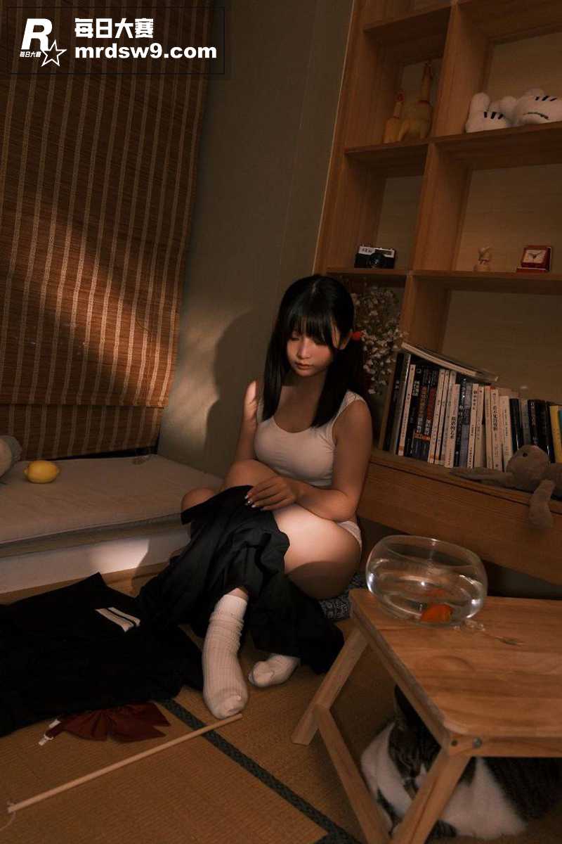 推特高颜值美乳翘臀福相关图片10