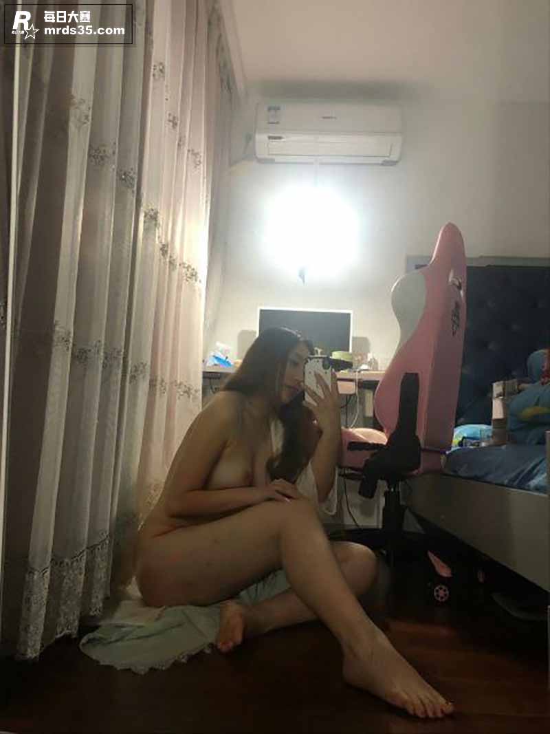 上海浦东极品母狗 张相关图片9