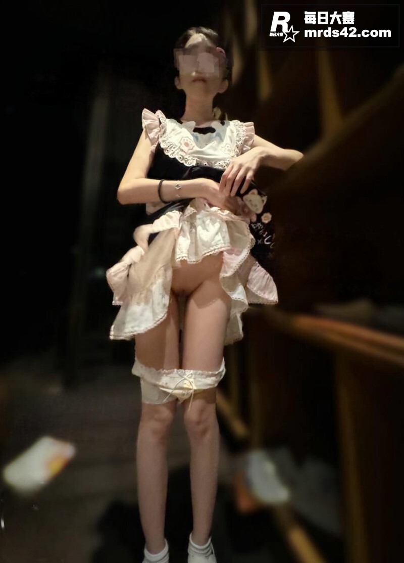 海角社区 意淫自己妹相关图片2