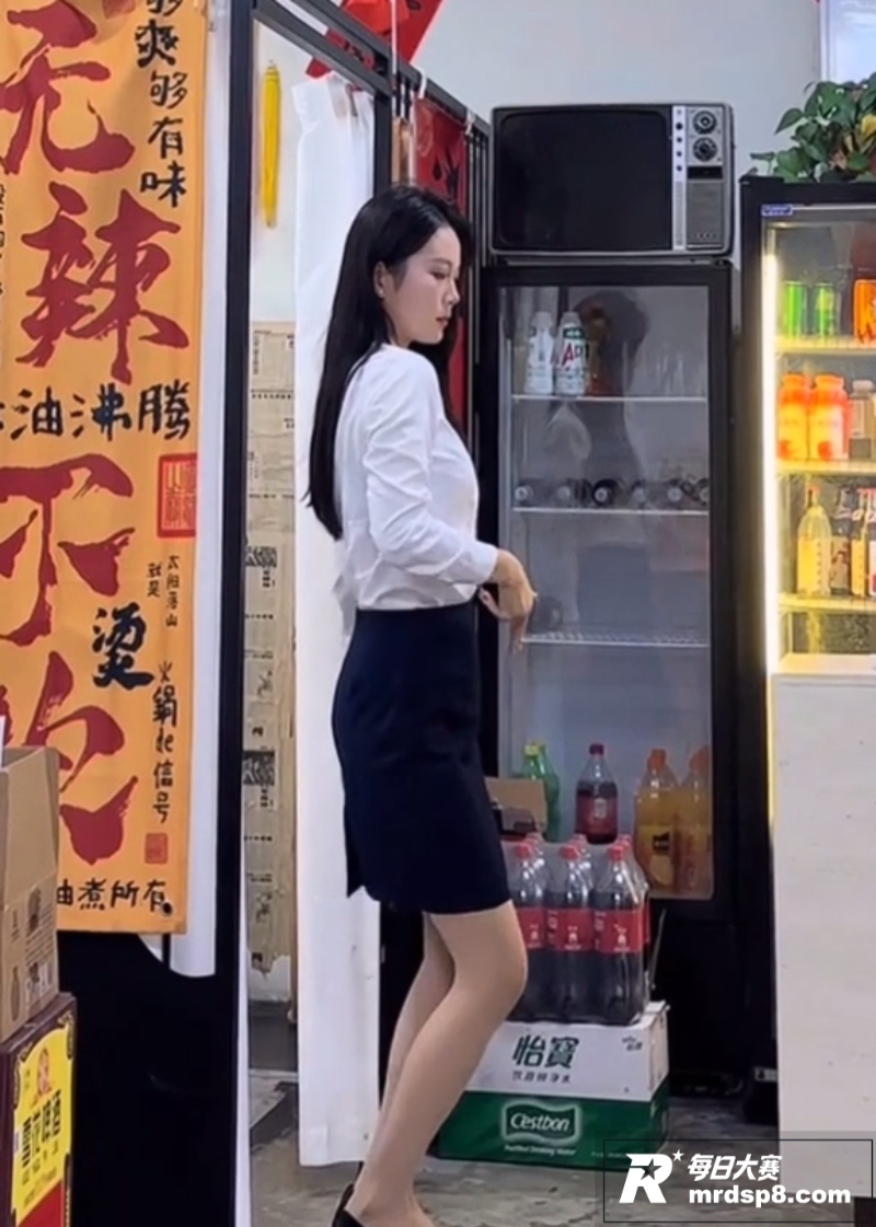抖音2.6万粉老板娘相关图片2