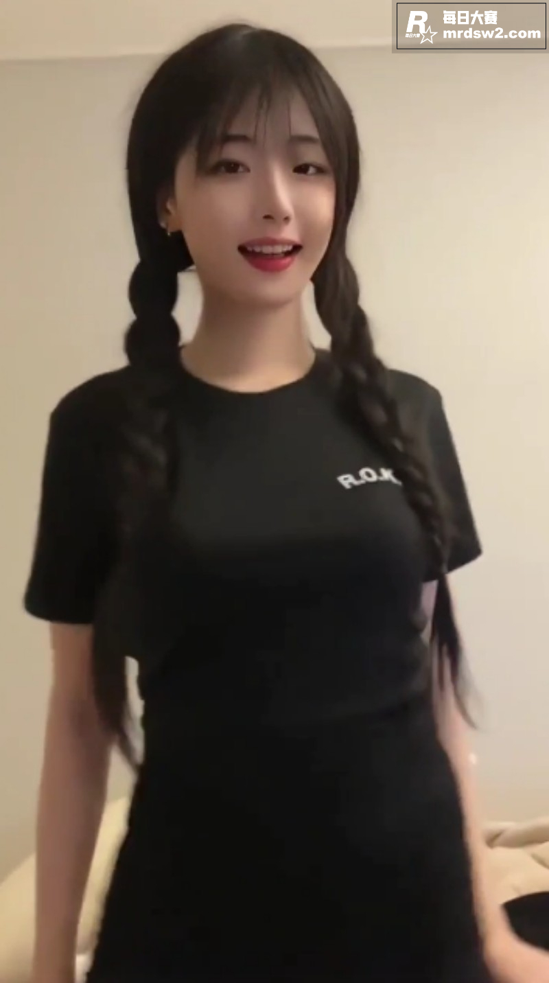 AI换脸 超美颜值明相关图片3
