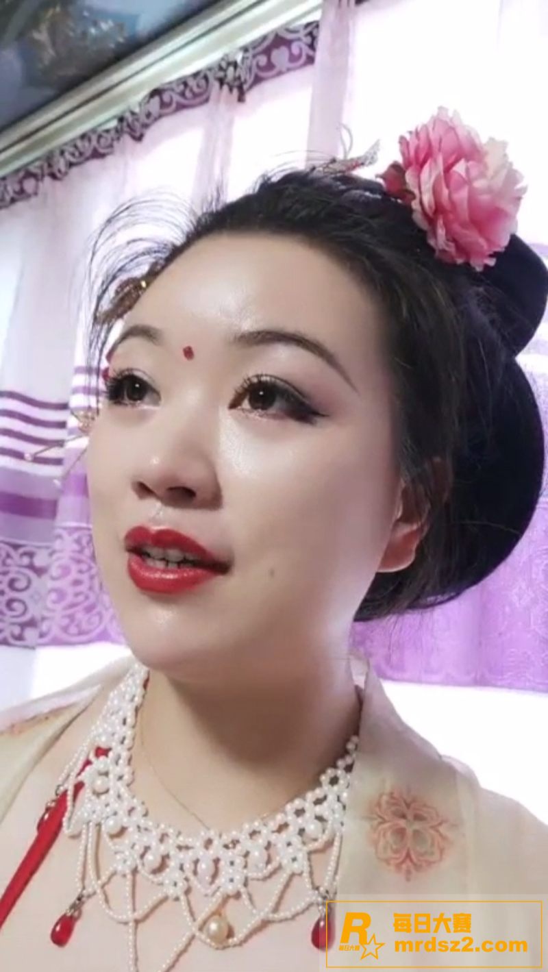 小奶猫直播 成熟海归相关图片2