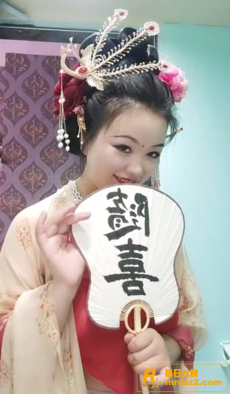 小奶猫直播 成熟海归相关图片5