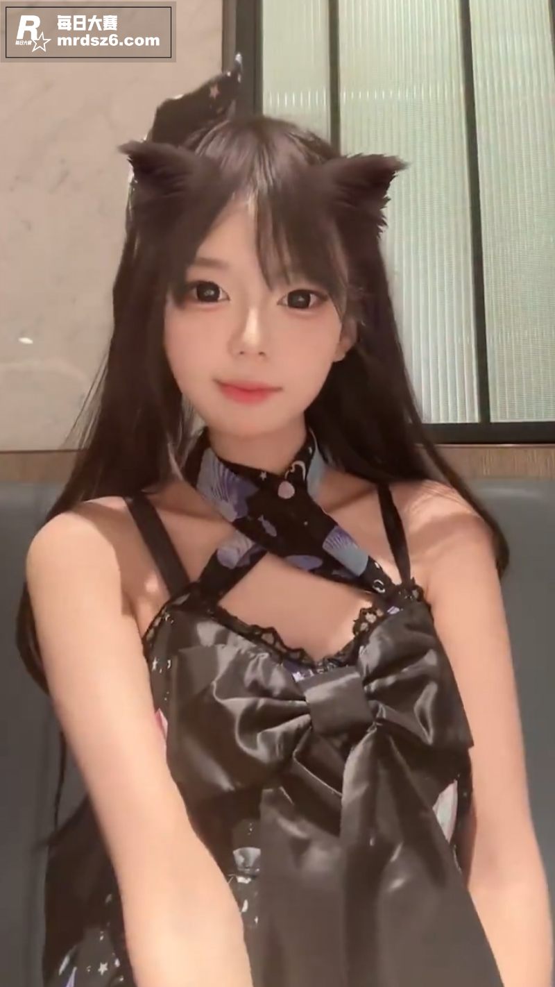 7推特反差萝莉 少主相关图片3