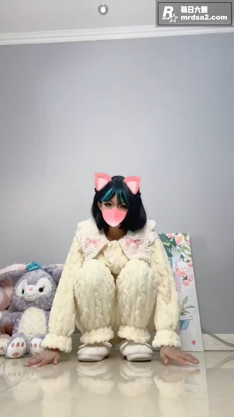 推特极品萝莉小母狗 相关图片1