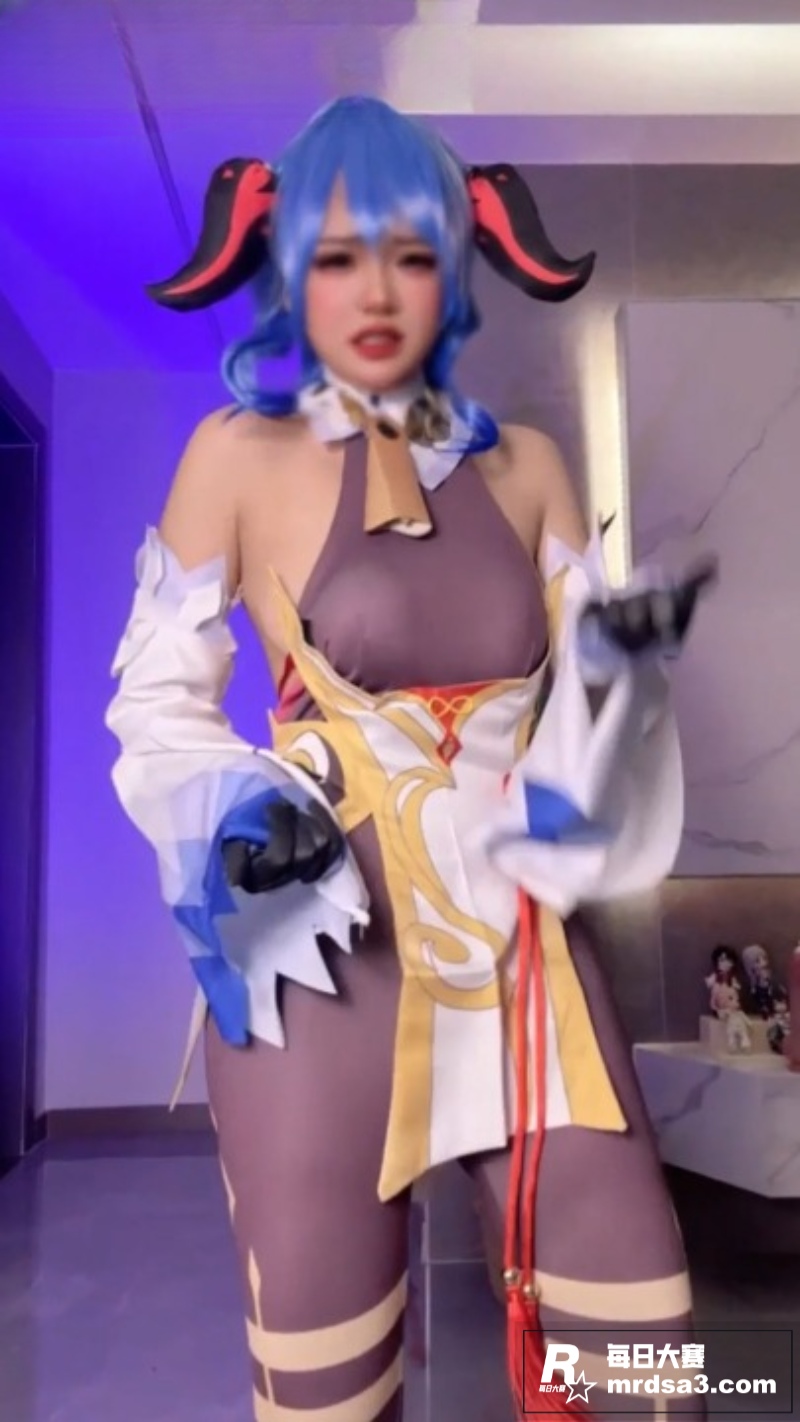推特骚舞女神 小仙云相关图片1