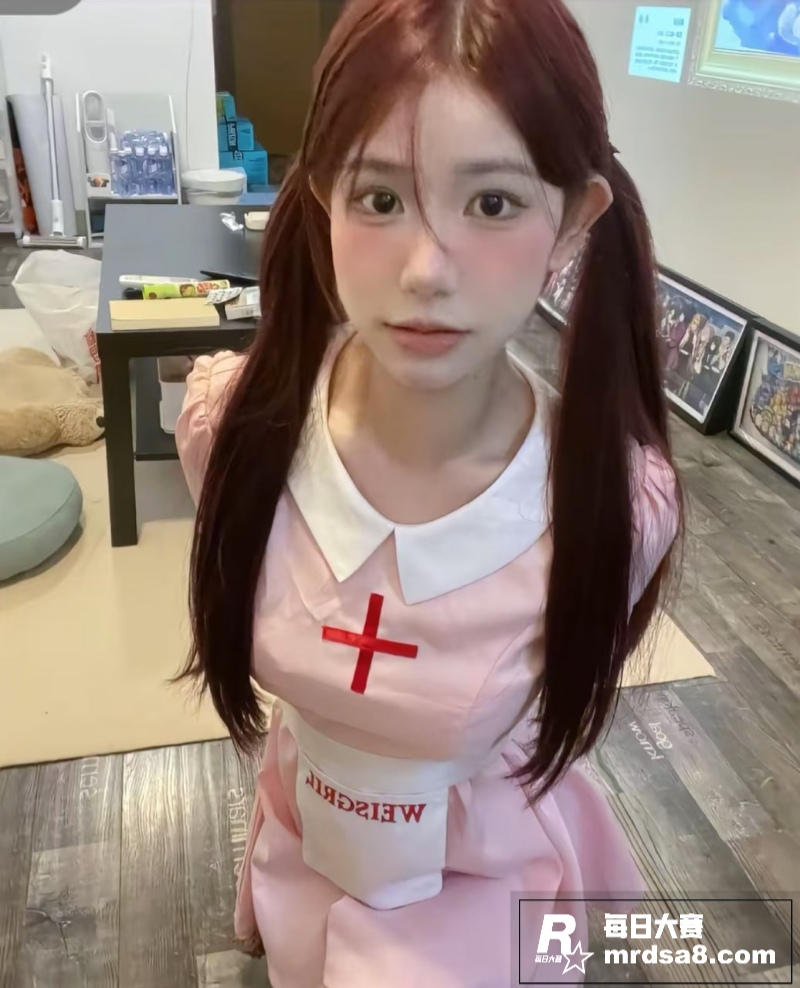 抖音20万粉高颜值网相关图片4