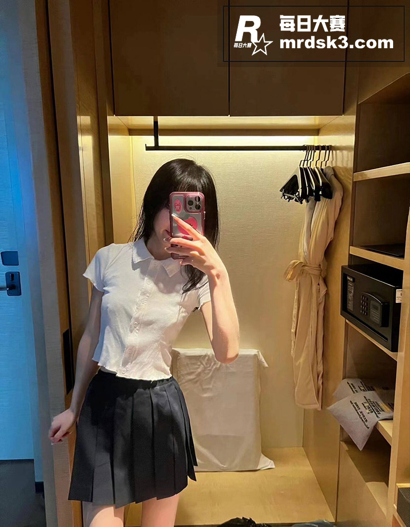 情侣自拍泄密 高颜值相关图片4