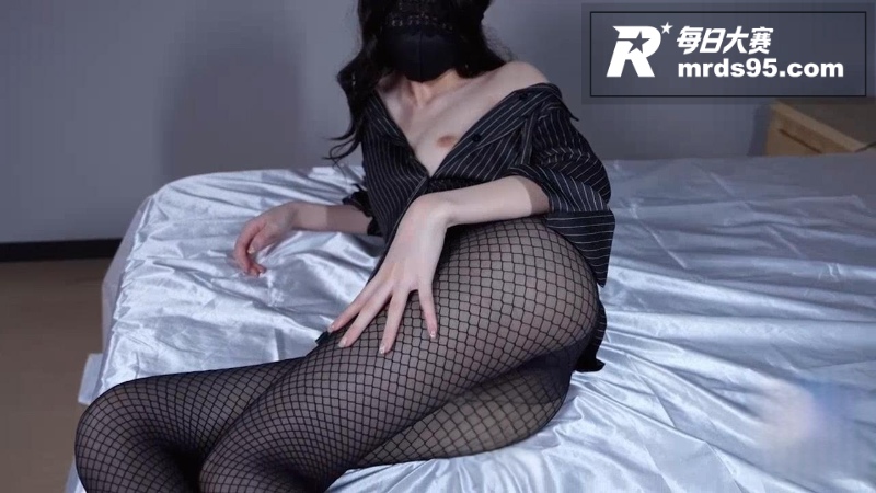 推特极品御姐 是小桃相关图片1