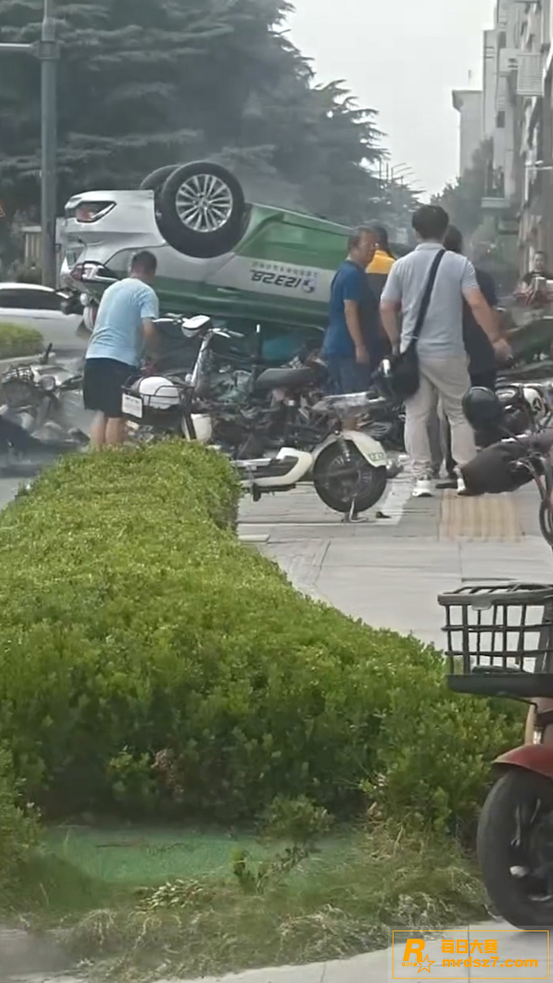 河南郑州发生严重交通相关图片7
