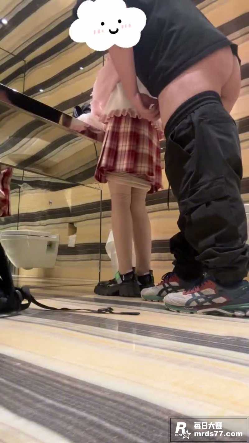 推特萝莉福利姬 姜兔相关图片2