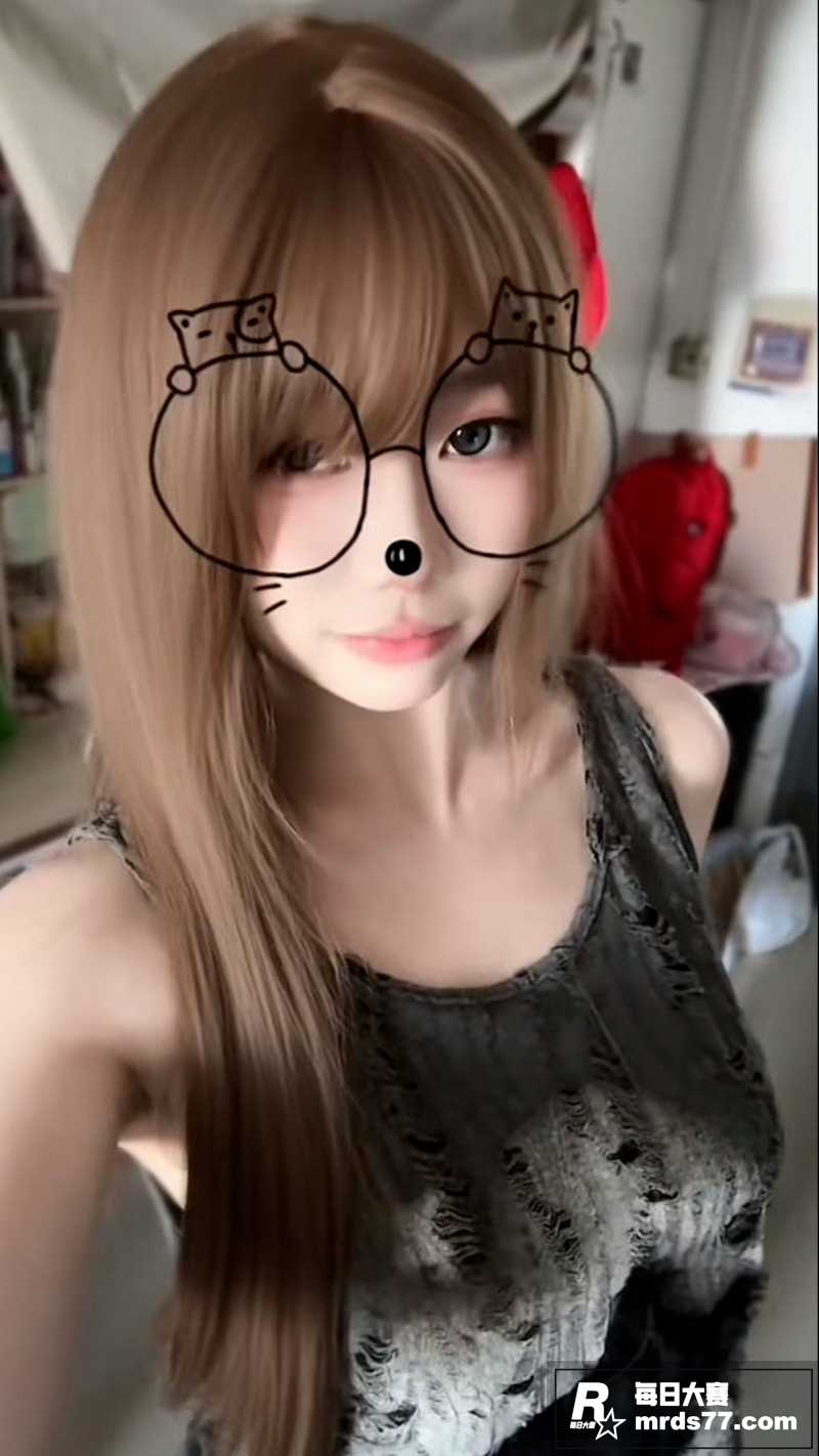 推特高颜值福利姬 小相关图片3