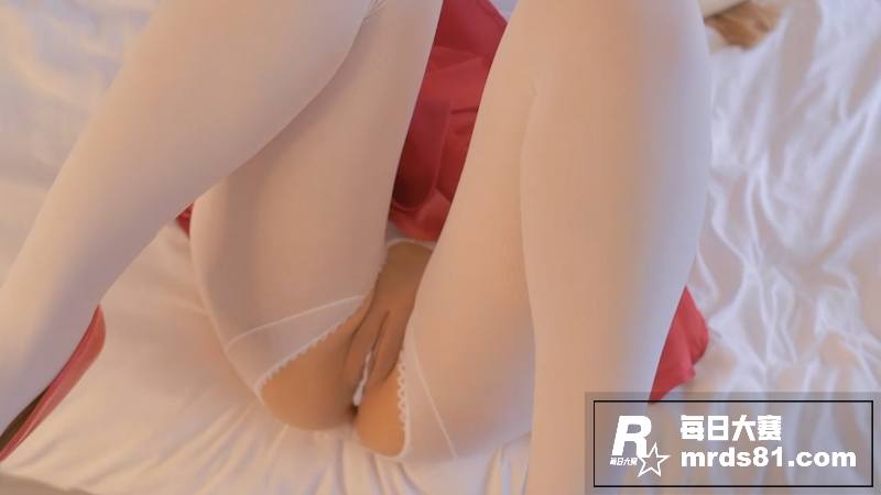 推特白虎萝莉 米胡桃相关图片8