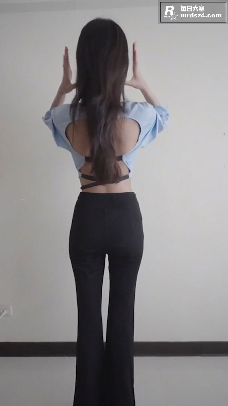 淫妻绿帽 风骚御姐 相关图片1