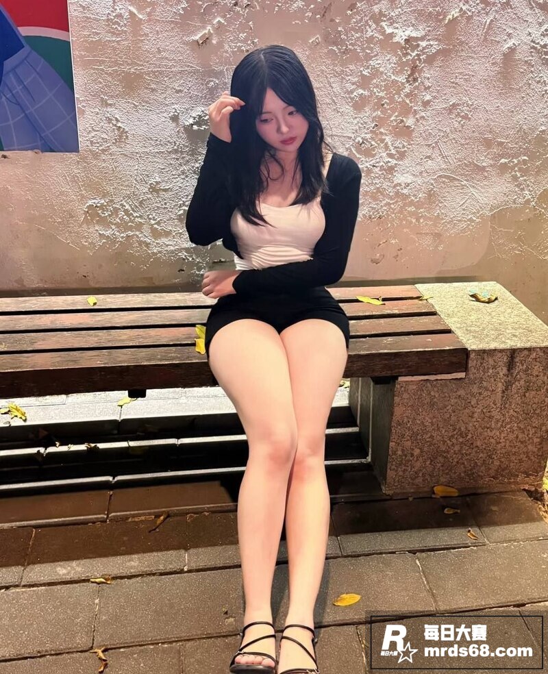浙江高颜值母狗 徐子相关图片12