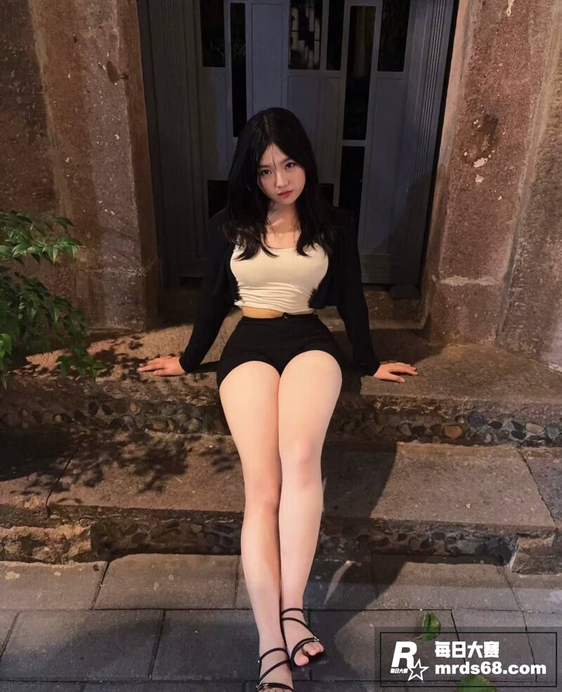 浙江高颜值母狗 徐子相关图片15