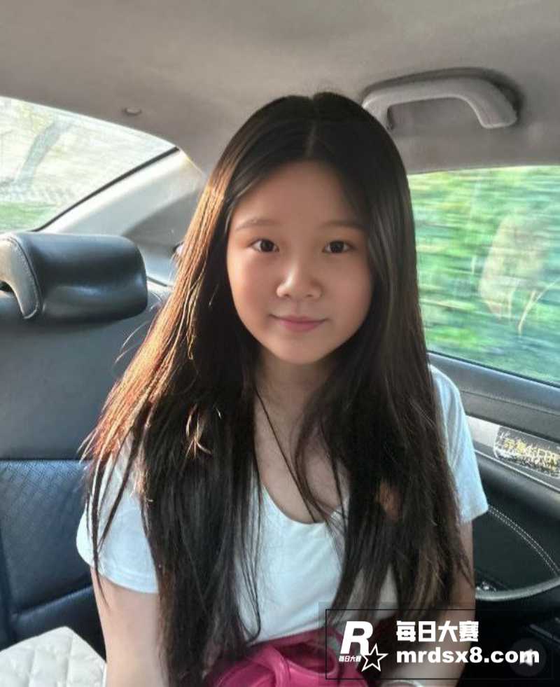 广东反差婊 周诗彤 相关图片2