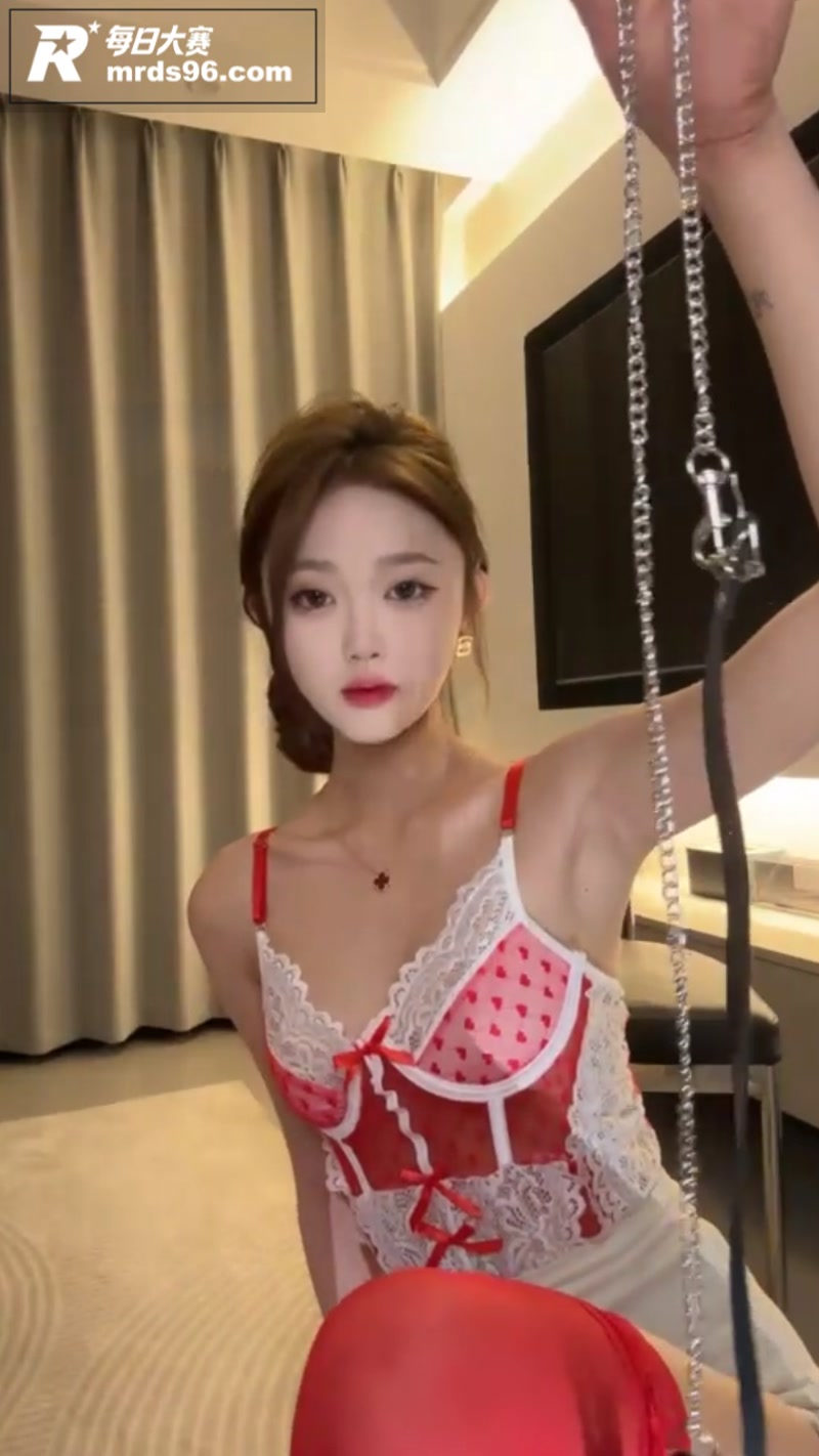 玩物社交直播 车模尹相关图片2