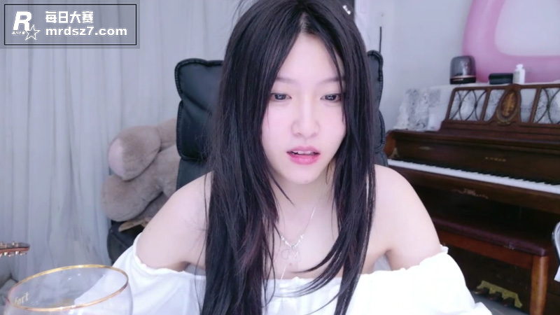 ST站顶级嫩妹 Ra相关图片4