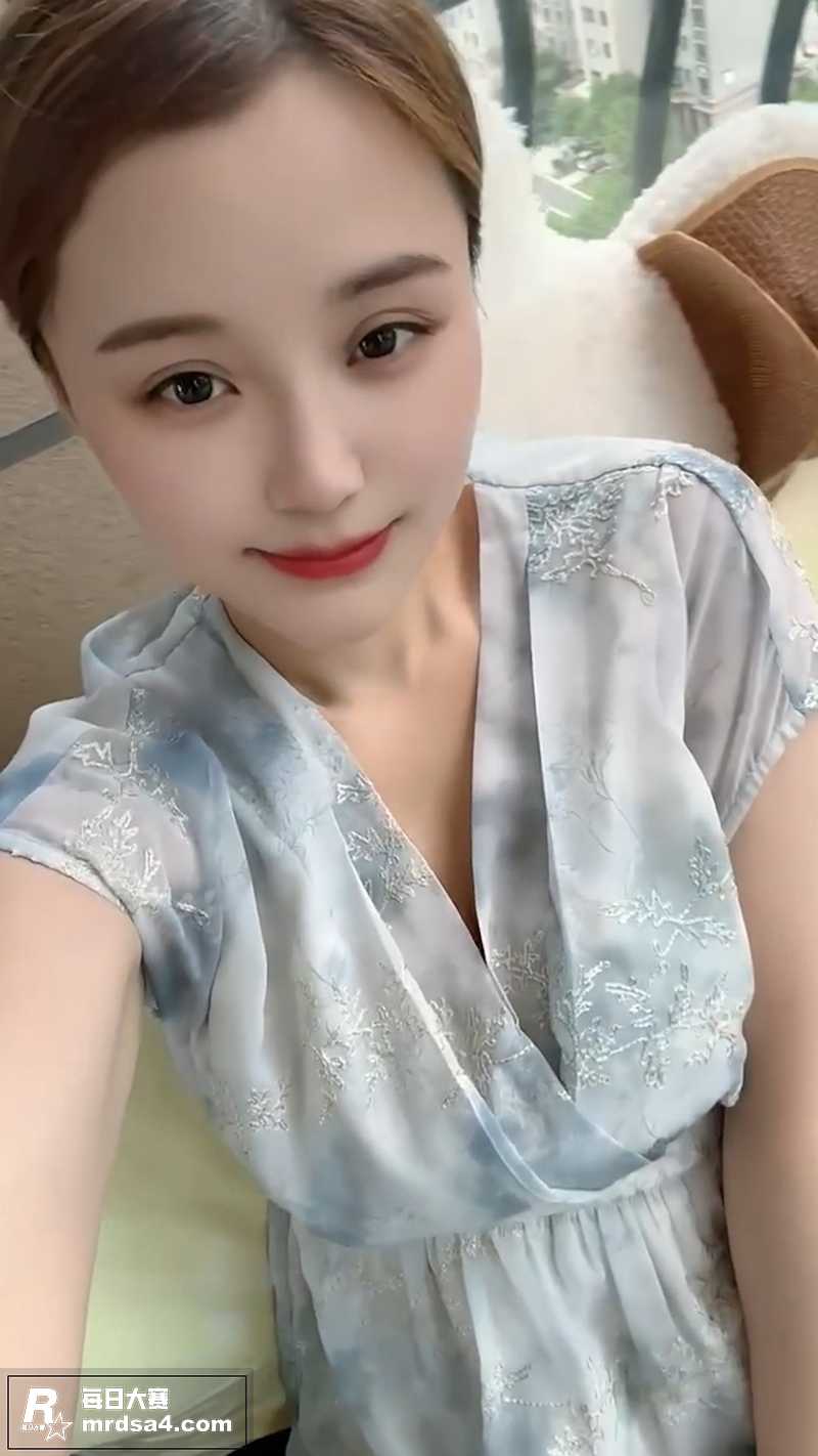 快手极品美少妇 居家相关图片4
