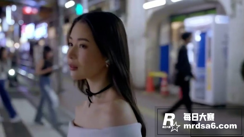 超长弯屌黑人征服东京相关图片1