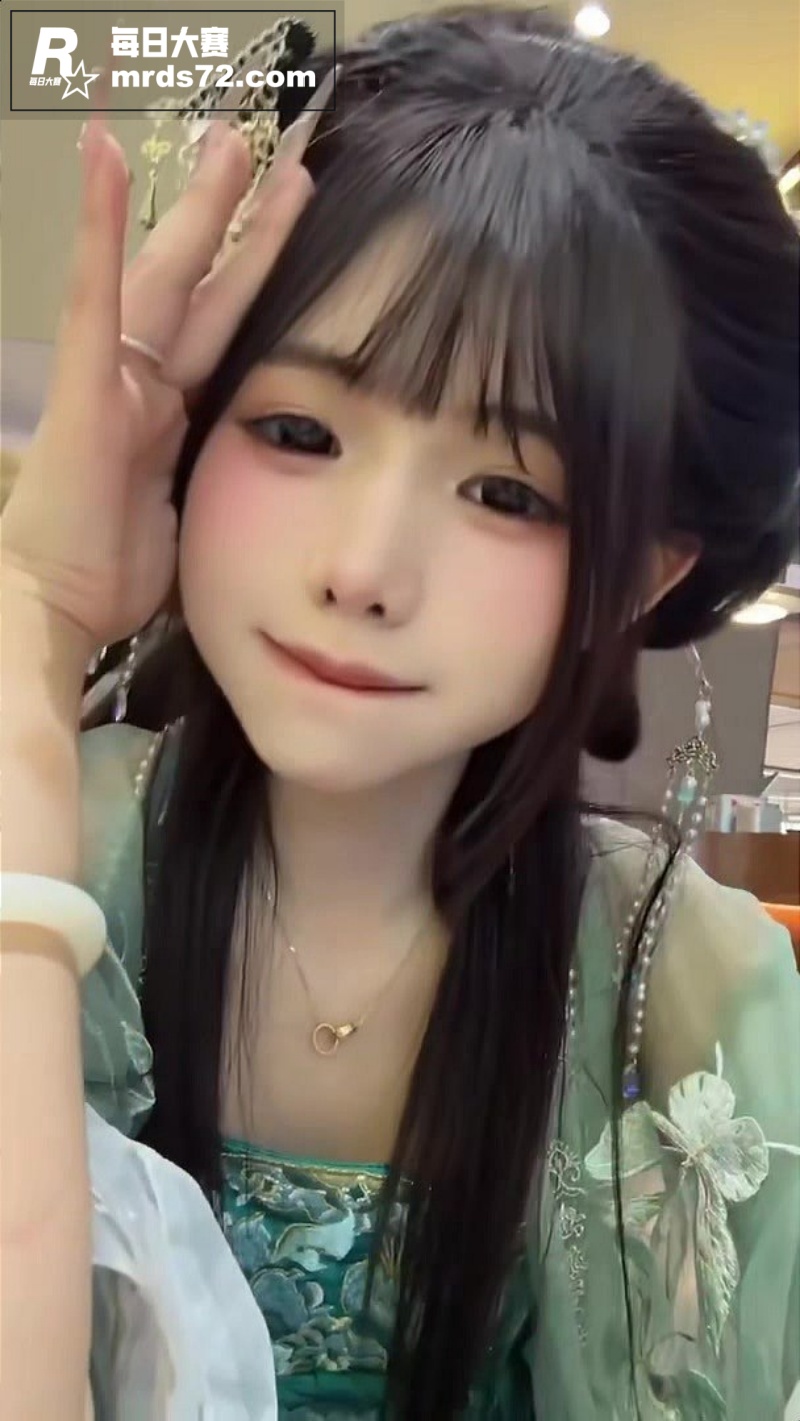 极品反差萝莉学生妹 相关图片2