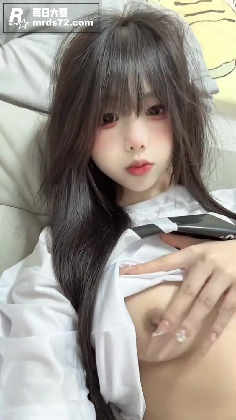极品反差萝莉学生妹 相关图片7