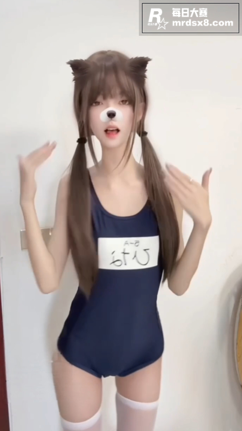 推特双马尾反差少女 相关图片9