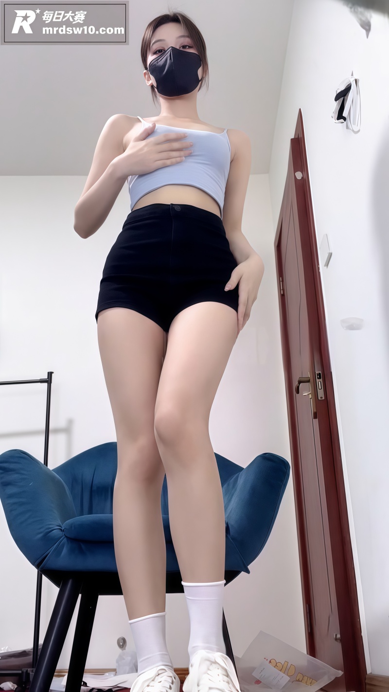 推特极品白虎福利姬 相关图片1