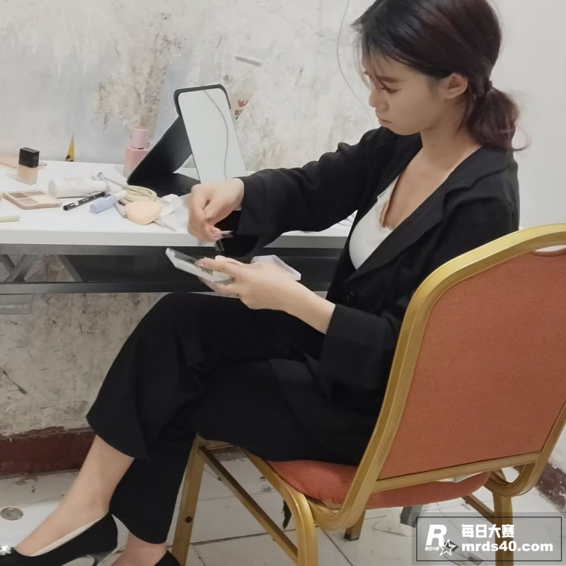 曝光婚内出轨母狗！贵相关图片2