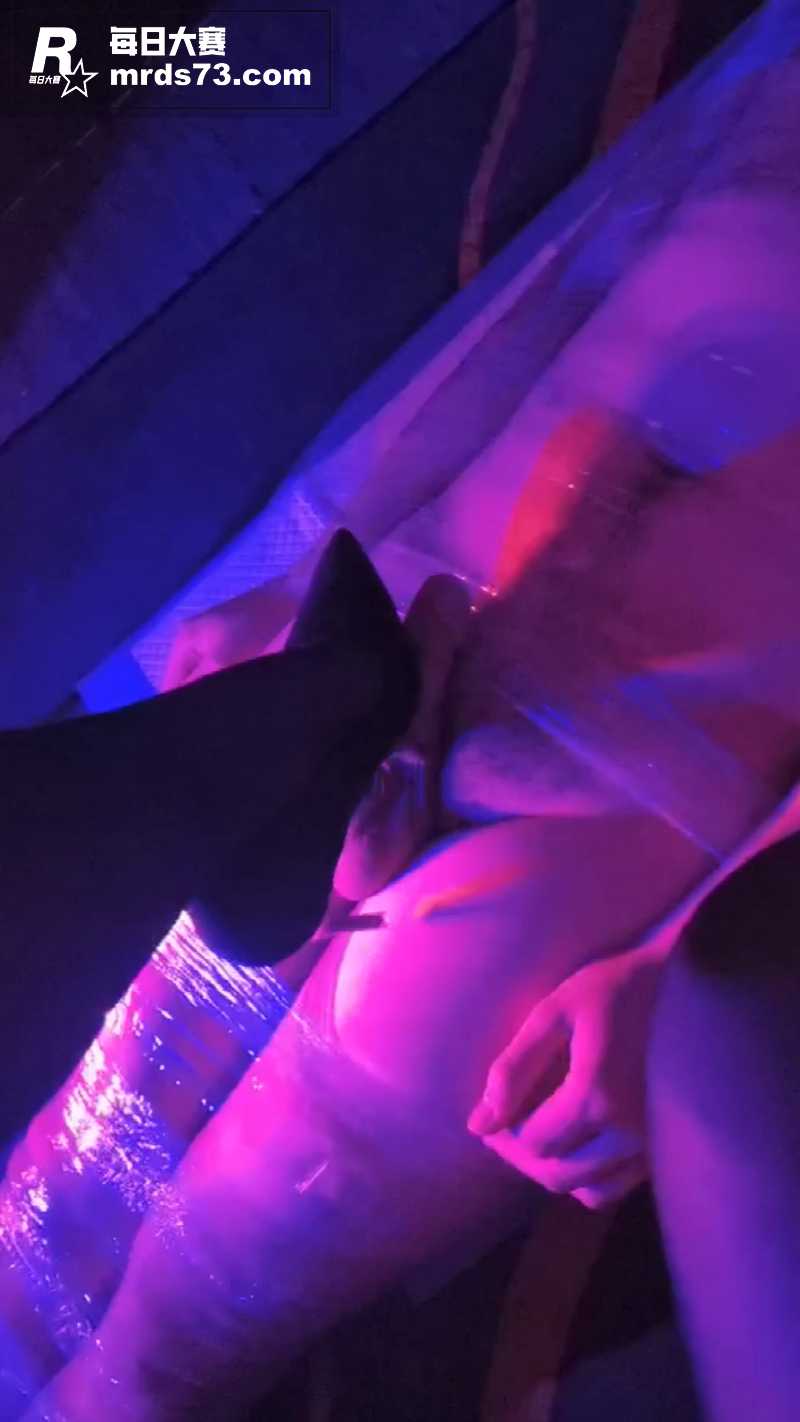 极品黑丝足控女王 朵相关图片1