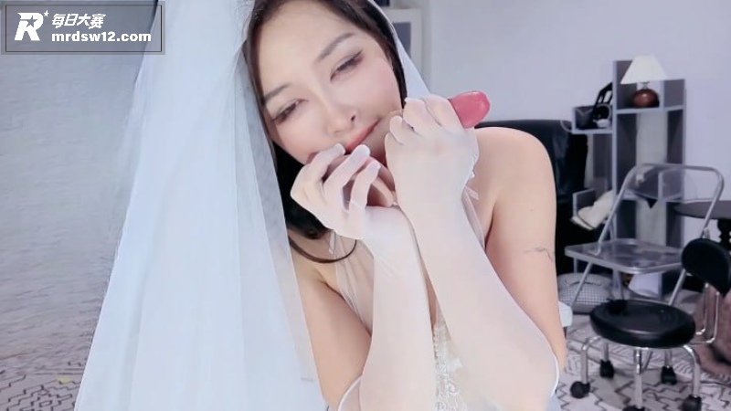 ST站巨乳御姐 Ca相关图片4