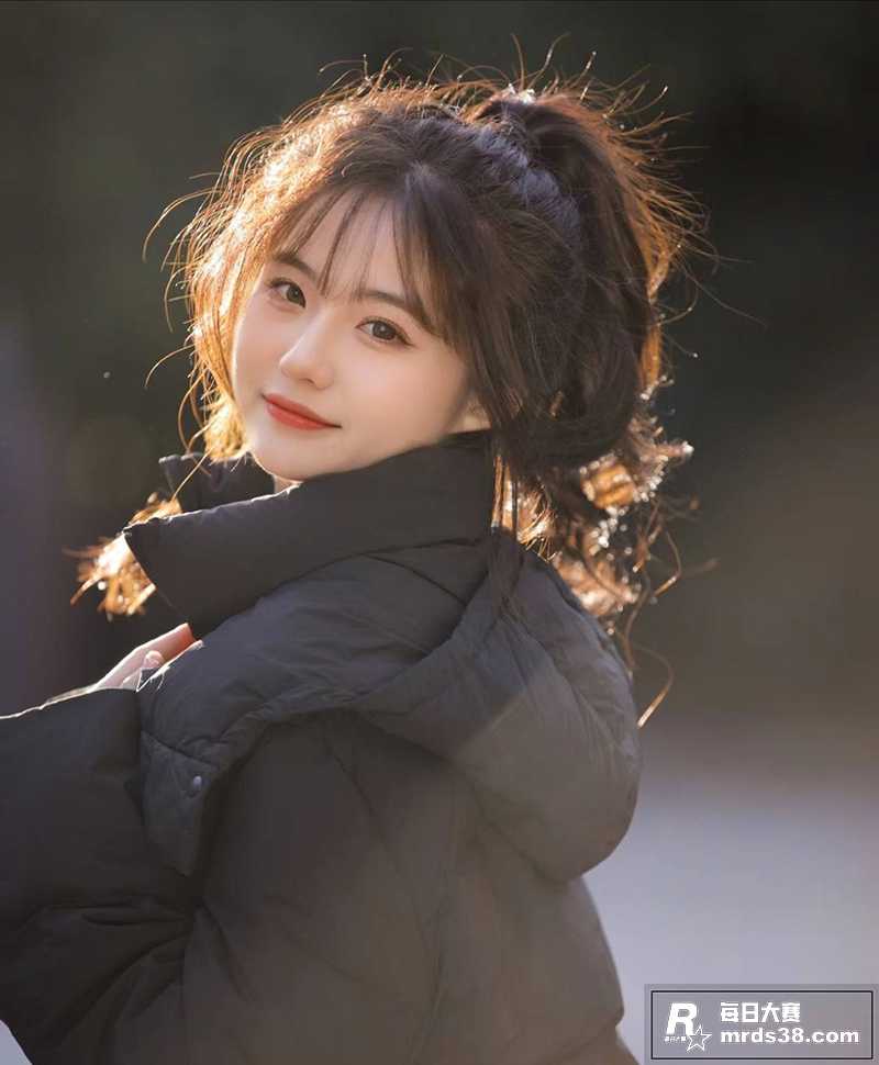 青岛00后幼师妹子 相关图片2