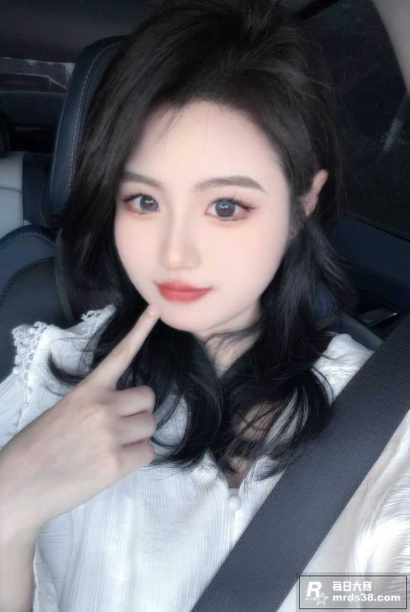 青岛00后幼师妹子 相关图片7