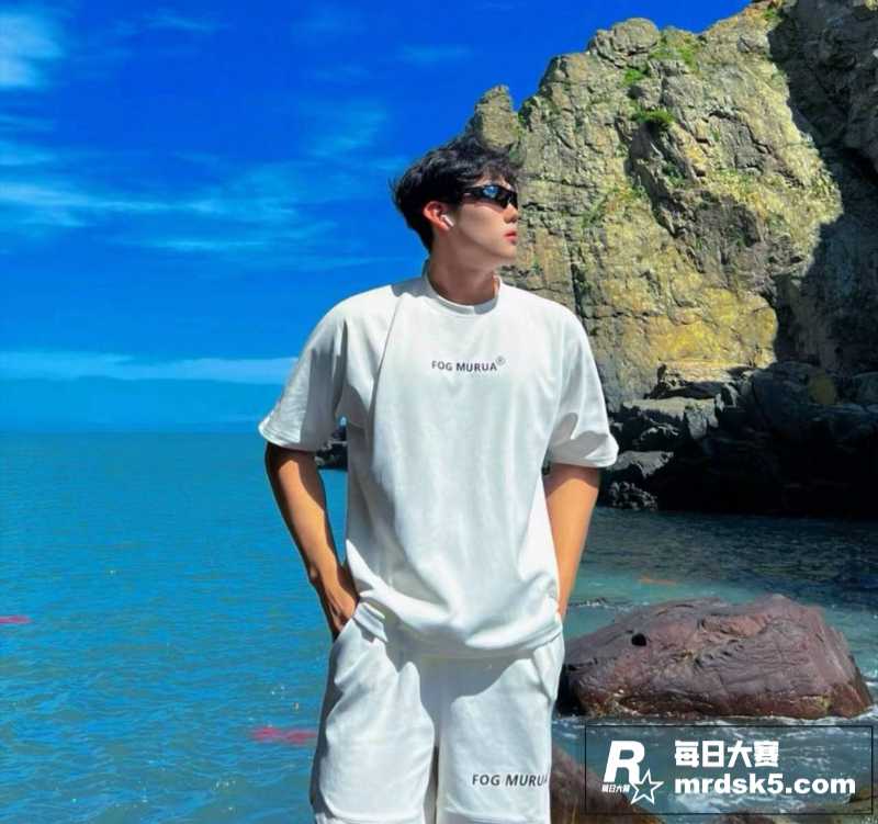 天津团泊体育中心渣男相关图片4