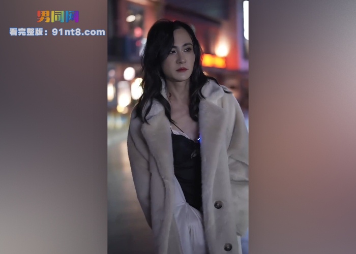 推特大神摄影师 Tiger胖虎 出品伪娘 裤袜小姐 骚气婊子闹市露出当街射精 - 图3