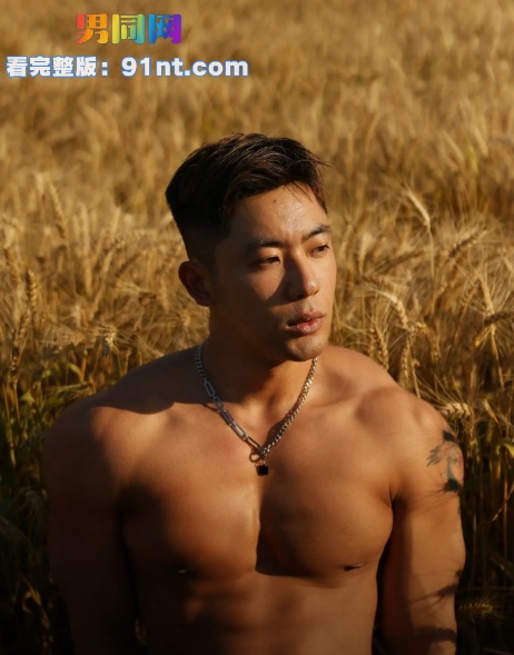 网黄 小佐DD 叫上炮友3P轮操爷们黑皮肌肉受 佳怡哥哥 喷潮 全程大叫不止 - 图6