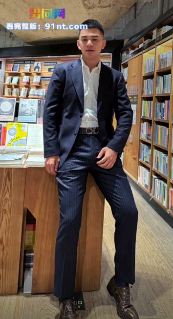 网红 eugene 八块腹肌 江帆 3P大战 eugene遭受二人前后夹击 轮番轰炸送上巅峰 - 图3