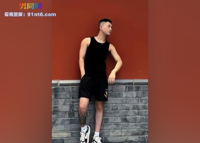 抖音正装网红 二振老师 视频流出 东北爷们爱干屁眼 3P淫乱更刺激 正装爷们反差拉满 - 图3