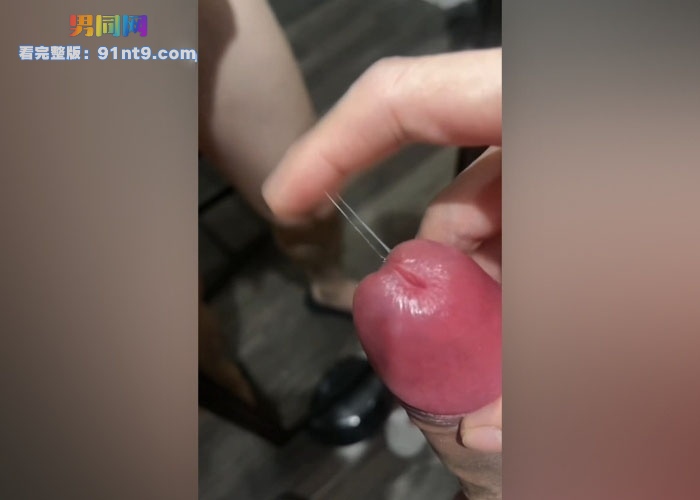 天菜男神撸射自拍 帅鲜肉暗藏大屌 超硬鸡巴对镜撸喷多汁 胀红鸡巴看着真鲜嫩可口 - 图5