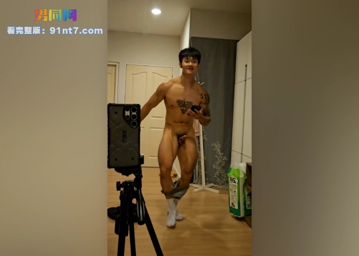 香港健身网黄 Vincent Hong 专访视频流出 健硕大屌撸射满手 画面淫靡不已 - 图2
